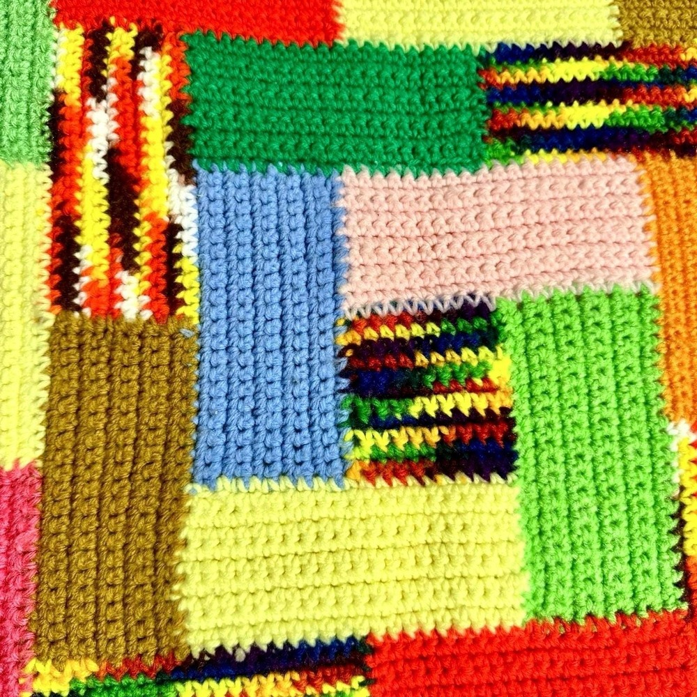 Vintage Hand Crocheted Multicolor Patchwork Granny Square Baby Afghan Throw - Picture 4 of 6